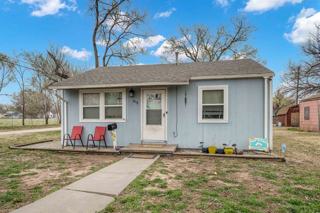 1858 N Pennsylvania Ave, Wichita, KS 67214
