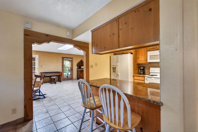1207 Claire Court NW, Albuquerque, NM 87104