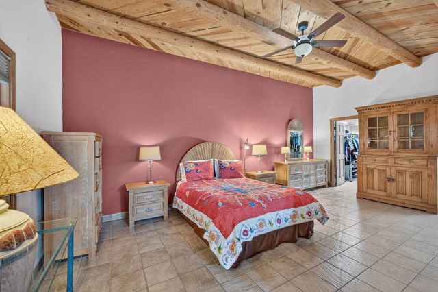 1207 Claire Court NW, Albuquerque, NM 87104