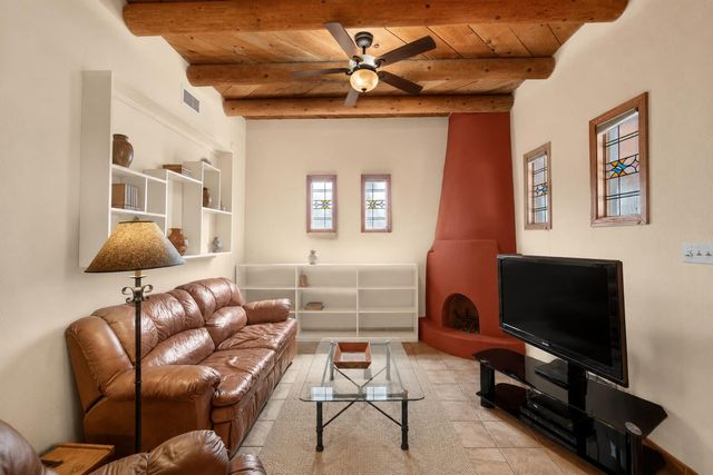 1207 Claire Court NW, Albuquerque, NM 87104
