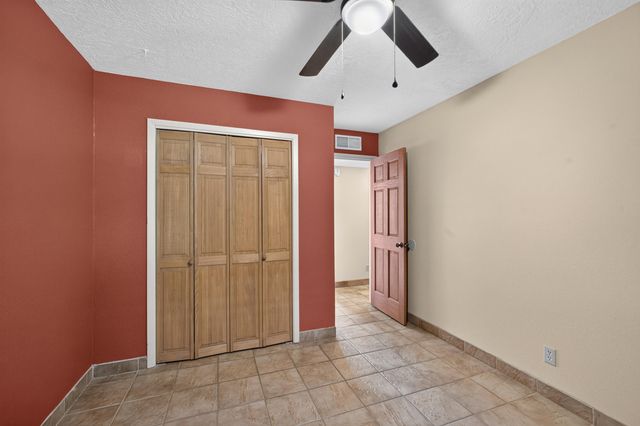1207 Claire Court NW, Albuquerque, NM 87104