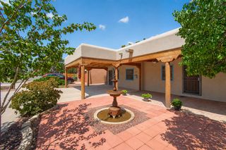1207 Claire Court NW, Albuquerque, NM 87104