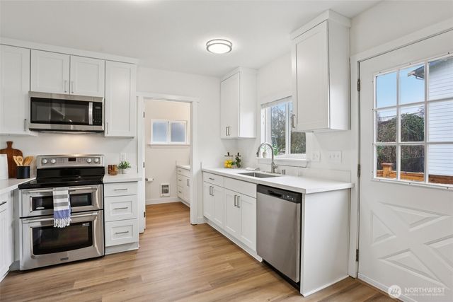 1722 S Cushman Avenue, Tacoma, WA 98405