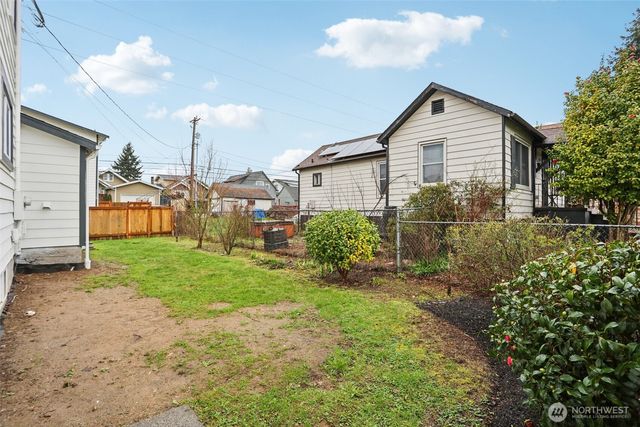 1722 S Cushman Avenue, Tacoma, WA 98405