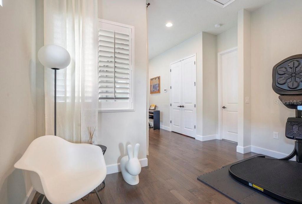 Image 46 of property listing at 8394 VIA VITTORIA WAY, Orlando, FL 32819