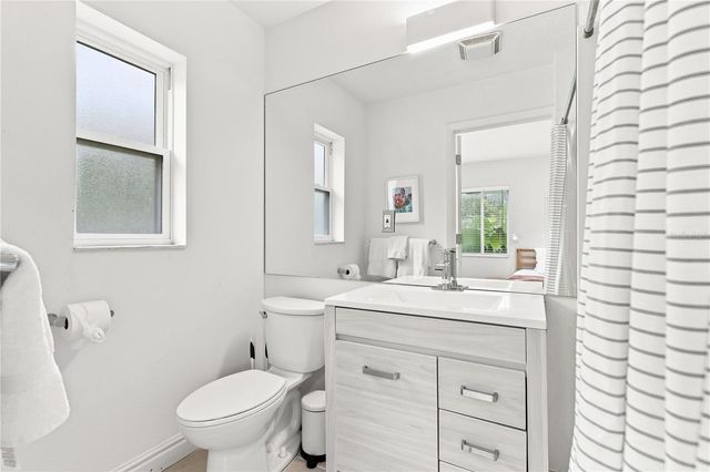 2620 MARBLE AVENUE, Orlando, FL 32803
