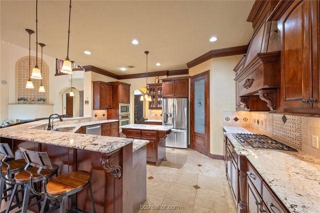 17153 Pawnee Crossing, College Station, TX 77845