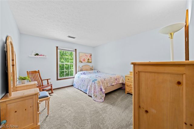 2338 Plymouth Lane, Cuyahoga Falls, OH 44221