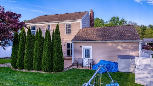 2338 Plymouth Lane, Cuyahoga Falls, OH 44221