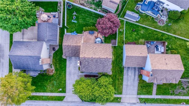 2338 Plymouth Lane, Cuyahoga Falls, OH 44221