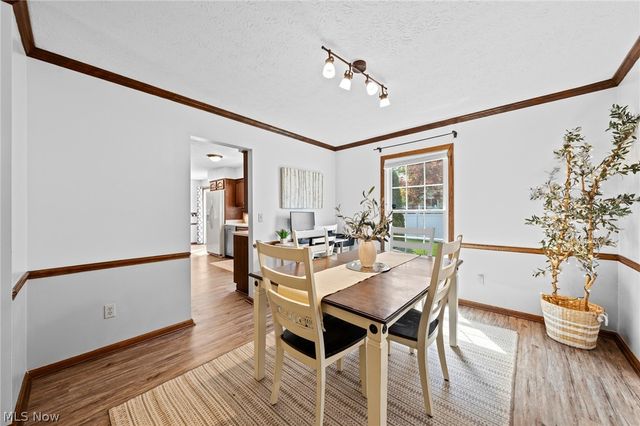 2338 Plymouth Lane, Cuyahoga Falls, OH 44221