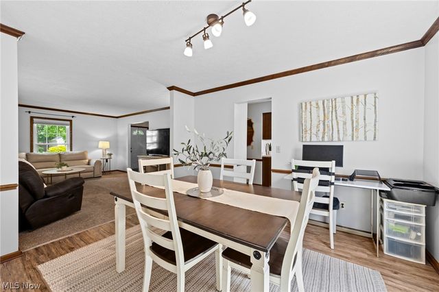 2338 Plymouth Lane, Cuyahoga Falls, OH 44221