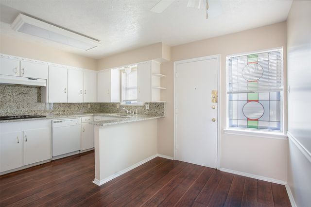 7010 Kingsbury Drive, Dallas, TX 75231