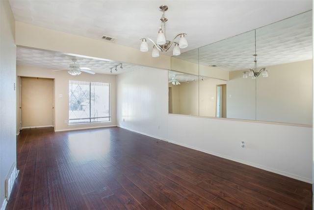 7010 Kingsbury Drive, Dallas, TX 75231