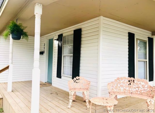 210 W Morgan Street, Tahlequah, OK 74464