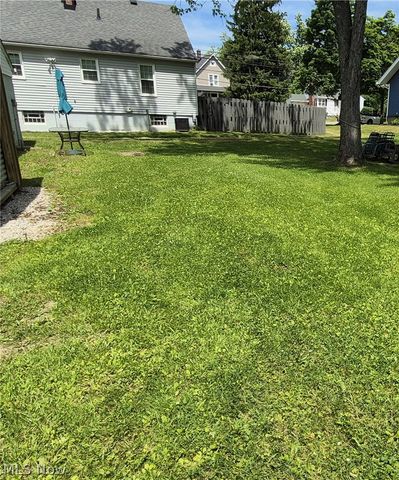 9614 Ravenna Road, Twinsburg, OH 44087