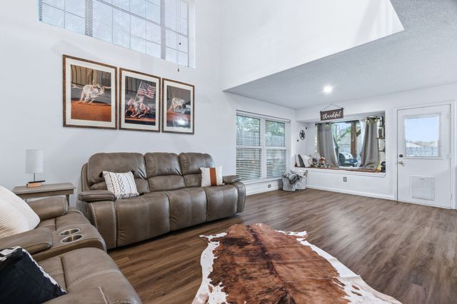 2421 Warrington Drive, Grand Prairie, TX 75052