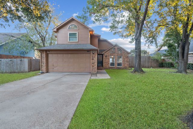 2421 Warrington Drive, Grand Prairie, TX 75052