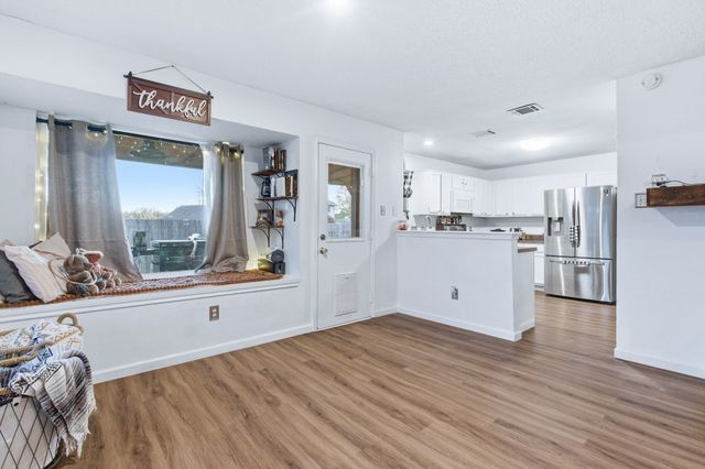 2421 Warrington Drive, Grand Prairie, TX 75052