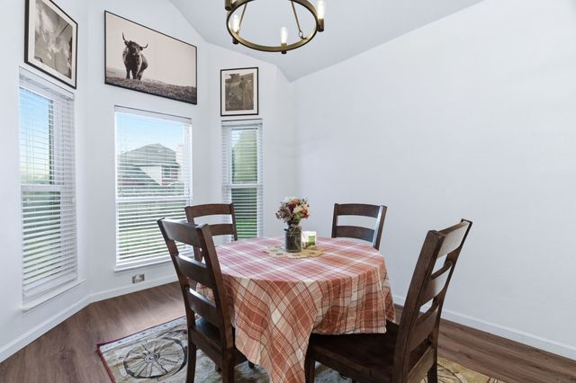 2421 Warrington Drive, Grand Prairie, TX 75052