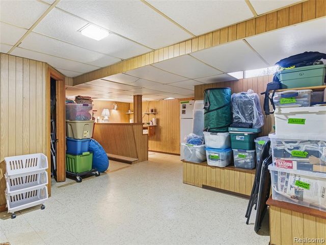 23143 Playview Street, Saint Clair Shores, MI 48082