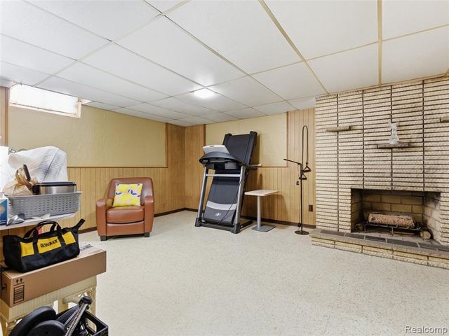 23143 Playview Street, Saint Clair Shores, MI 48082