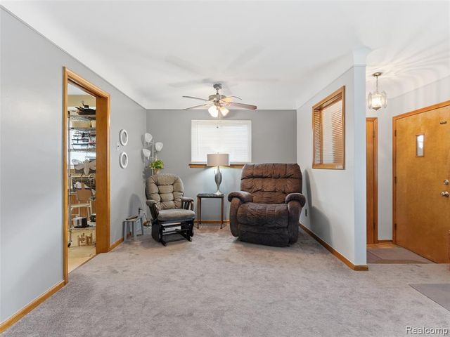 23143 Playview Street, Saint Clair Shores, MI 48082