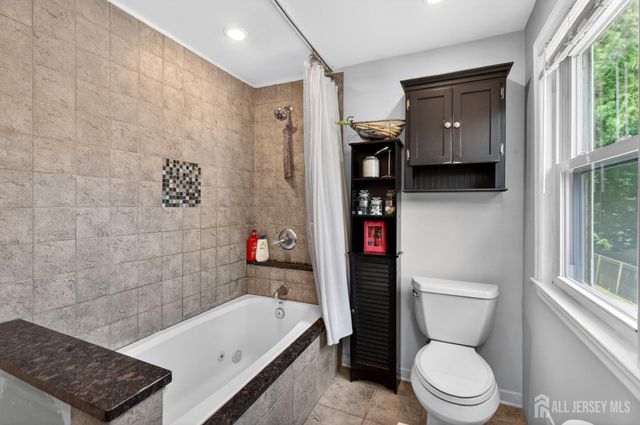 1183 W 8th Street W, South Plainfield, NJ 07080