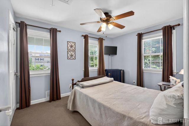 1183 W 8th Street W, South Plainfield, NJ 07080