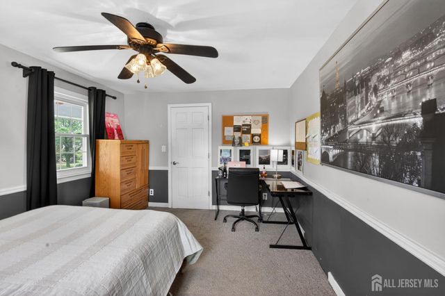 1183 W 8th Street W, South Plainfield, NJ 07080