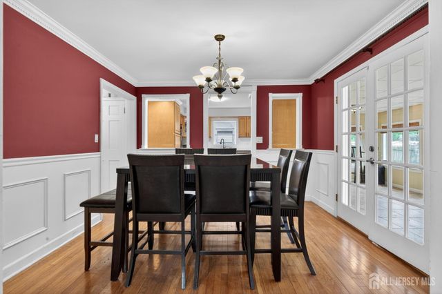1183 W 8th Street W, South Plainfield, NJ 07080