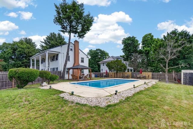 1183 W 8th Street W, South Plainfield, NJ 07080