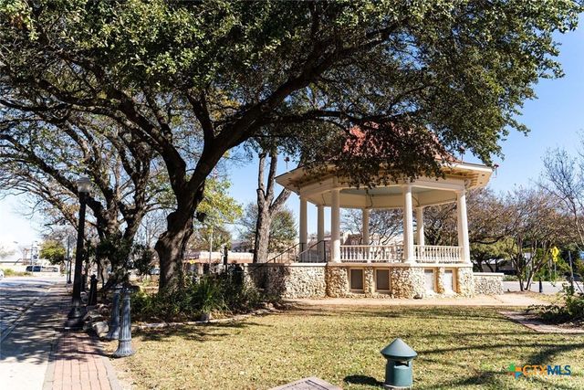 437 Hulda Trail, New Braunfels, TX 78130