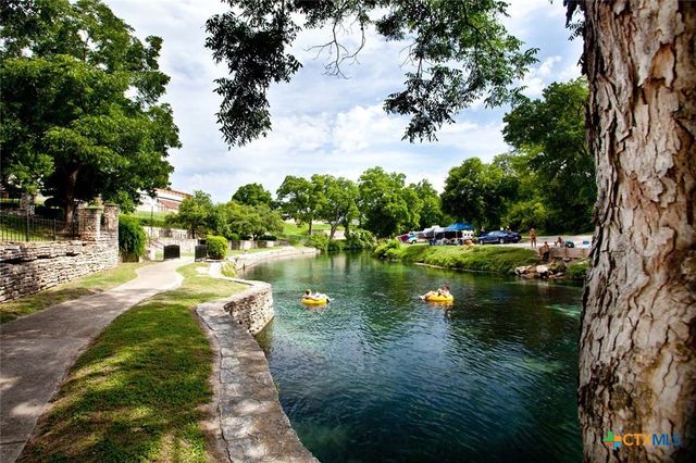 437 Hulda Trail, New Braunfels, TX 78130