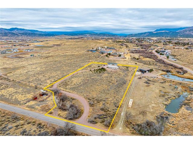 3037 Elizabeth St, Canon City, CO 81212