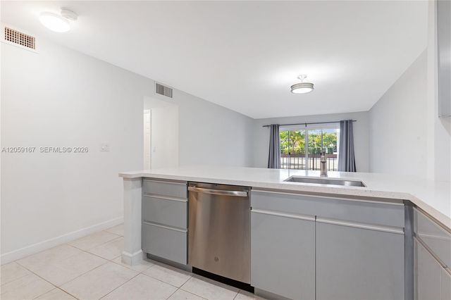 7705 Camino Real 101, Miami, FL 33143
