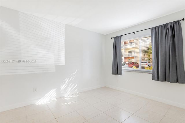 7705 Camino Real 101, Miami, FL 33143