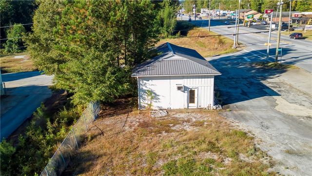 879 By Pass 123 Highway Includes 710 Seneca Drive, Seneca, SC 29678