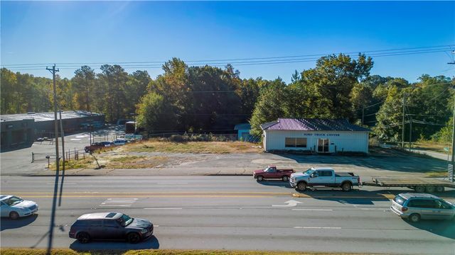 879 By Pass 123 Highway Includes 710 Seneca Drive, Seneca, SC 29678