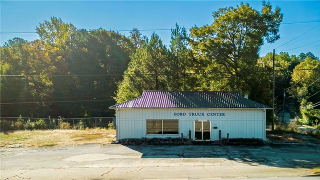 879 By Pass 123 Highway Includes 710 Seneca Drive, Seneca, SC 29678