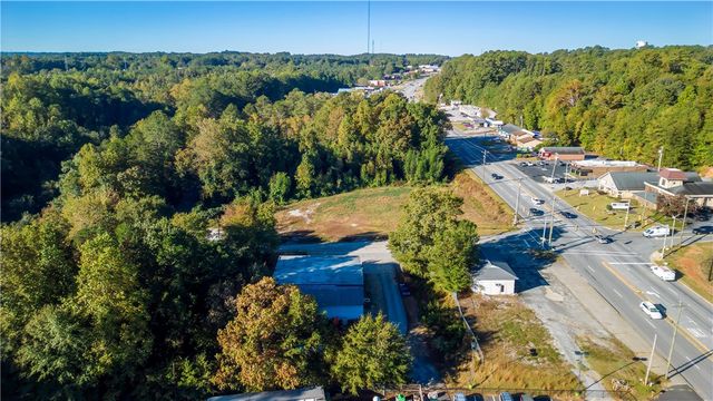 879 By Pass 123 Highway Includes 710 Seneca Drive, Seneca, SC 29678