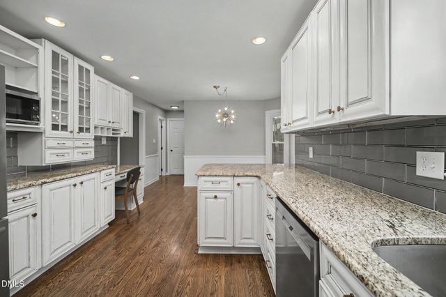1000 Black Oak Court, Apex, NC 27502