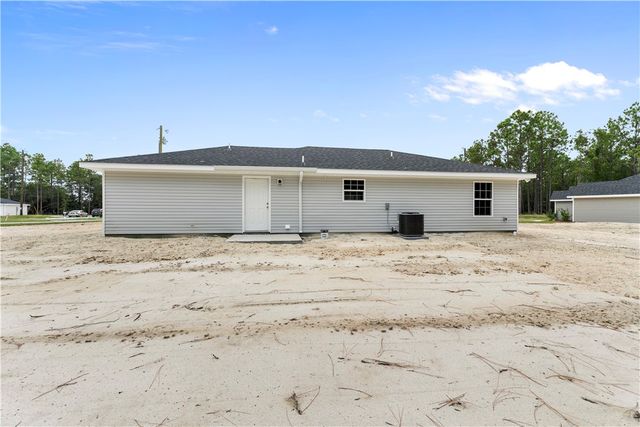 169 Pine Ridge Road, Jesup, GA 31545