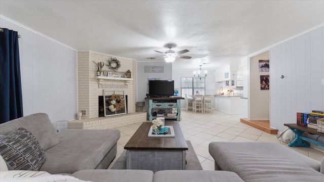 1645 9th Street, Hempstead, TX 77445