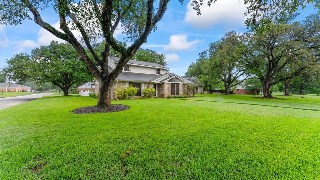 1645 9th Street, Hempstead, TX 77445