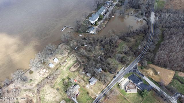 5225 River Rd, Louisville, KY 40222