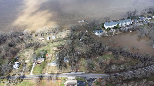 5225 River Rd, Louisville, KY 40222