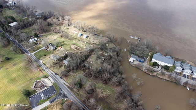 5225 River Rd, Louisville, KY 40222