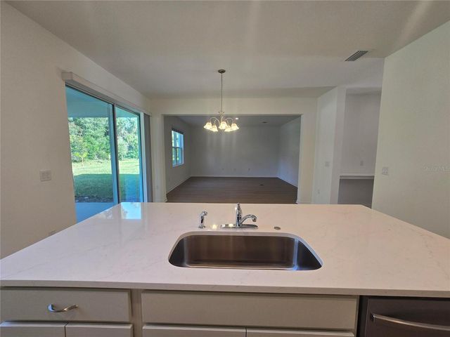 1147 HAPPY FOREST LOOP, Deland, FL 32720