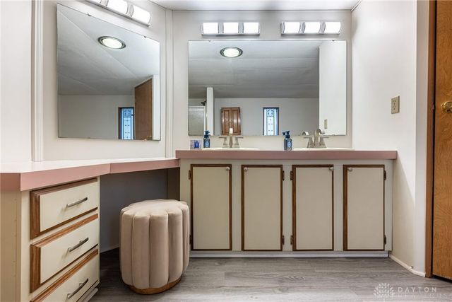 10671 Green Apple Road, Miamisburg, OH 45342